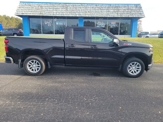 Used 2019 Chevrolet Silverado 1500 LT w/ All-Star Edition AWD/4WD image 4