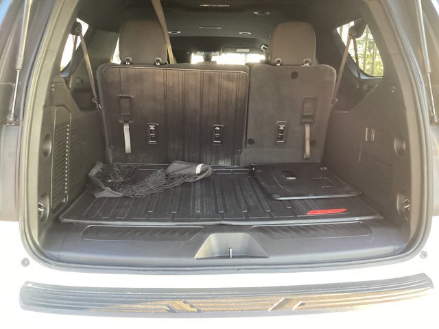 Used 2022 GMC Yukon XL SLE image 12