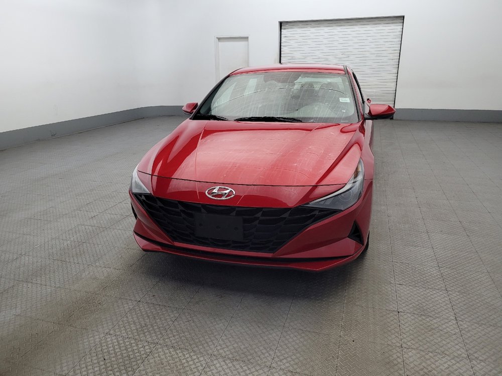 Used 2023 Hyundai Elantra SEL image 15