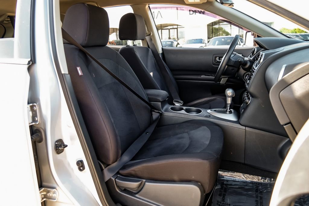 Used 2015 Nissan Rogue S w/ Convenience Package image 34