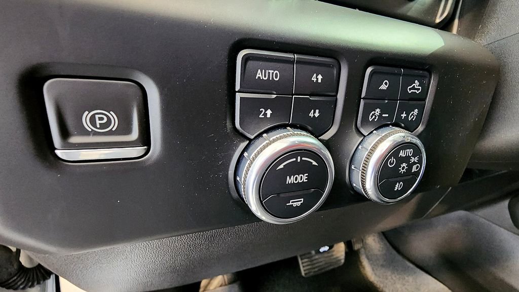 Used 2023 GMC Sierra 1500 Denali w/ Denali Reserve Package image 30