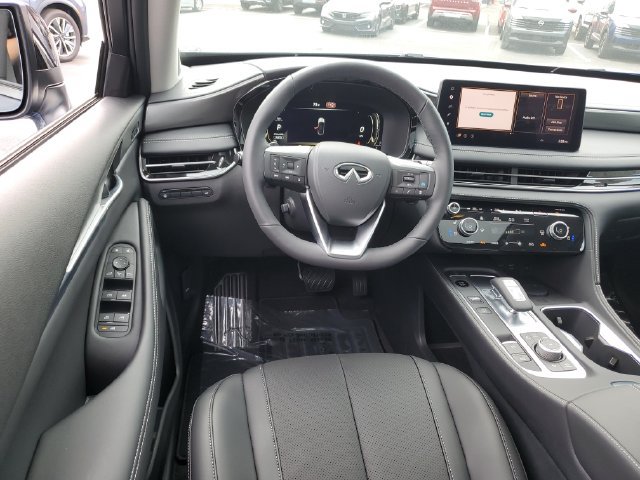 New 2027 INFINITI QX60 Luxe w/ Family Package AWD/4WD image 13