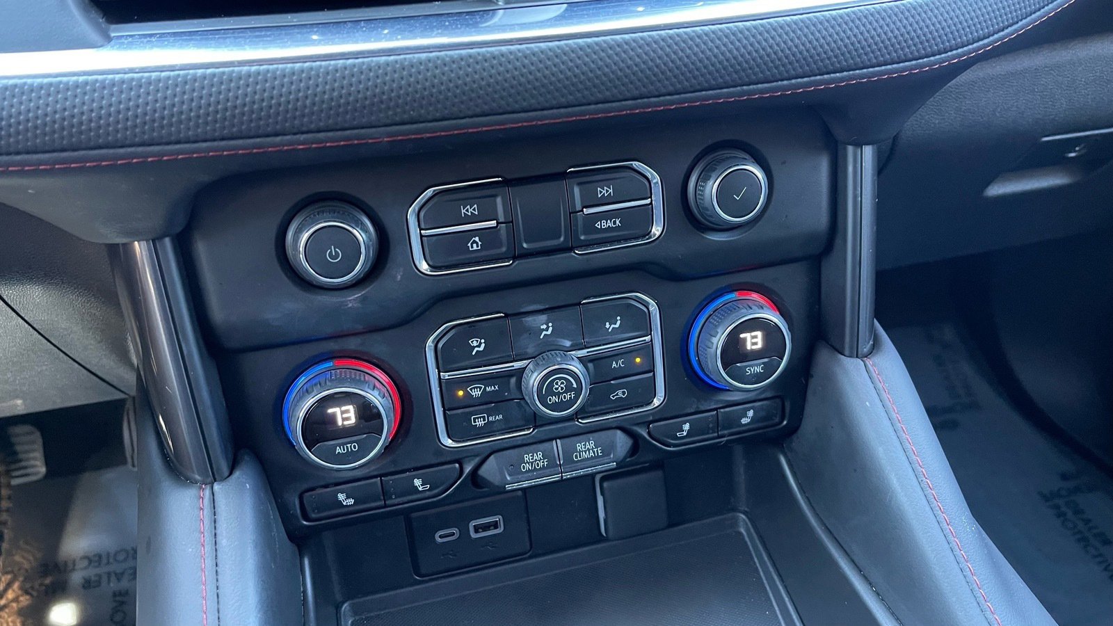 Used 2024 Chevrolet Suburban RST w/ Luxury Package image 50