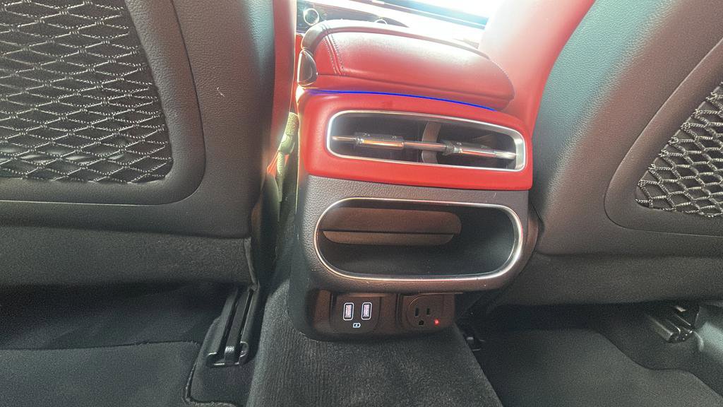 Used 2025 Genesis GV70 3.5T Sport w/ Sport Advanced Package AWD/4WD image 9