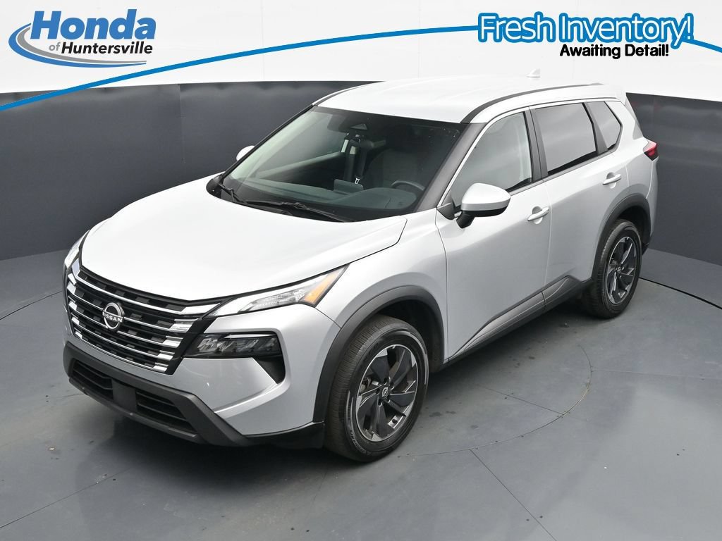 Used 2025 Nissan Rogue SV FWD image 18