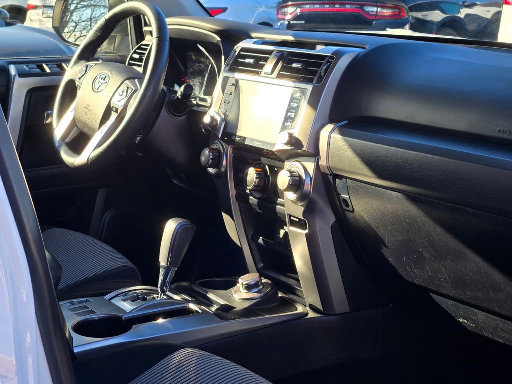 Used 2024 Toyota 4Runner SR5 image 10