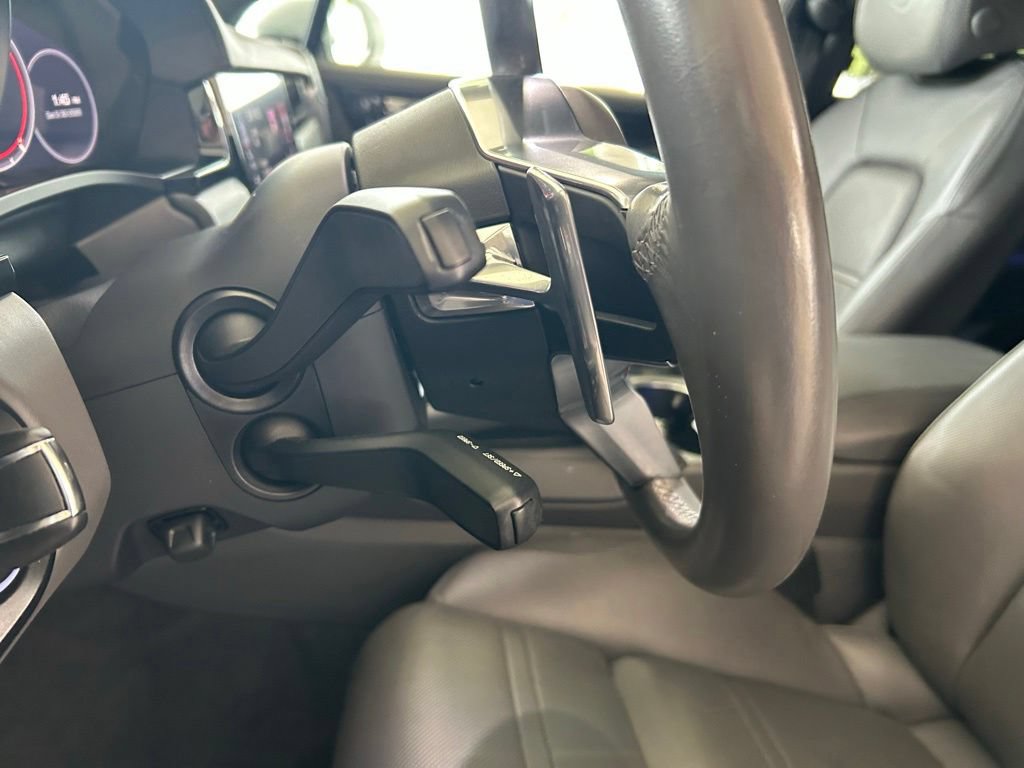 Used 2019 Porsche Cayenne AWD/4WD image 42