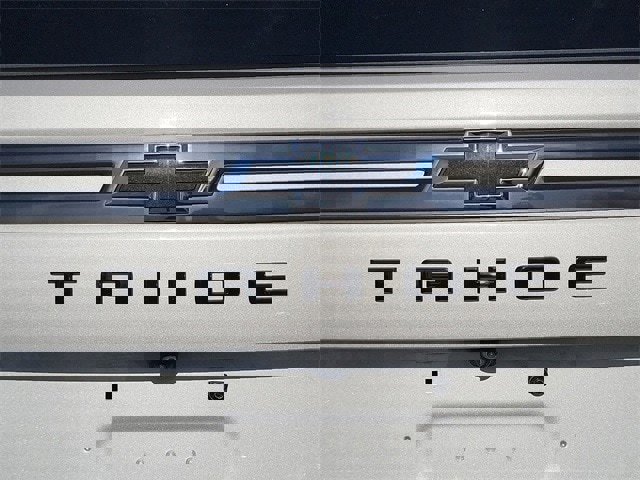 Used 2022 Chevrolet Tahoe Z71 w/ Luxury Package image 14