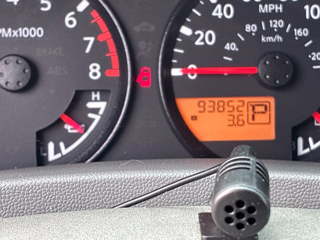 Used 2013 Nissan Frontier SV w/ SV Value Truck Pkg AWD/4WD image 19