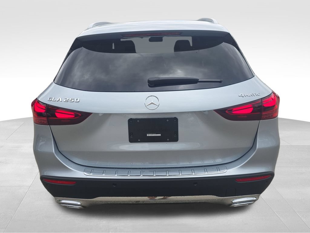 New 2026 Mercedes-Benz GLA 250 4MATIC image 4