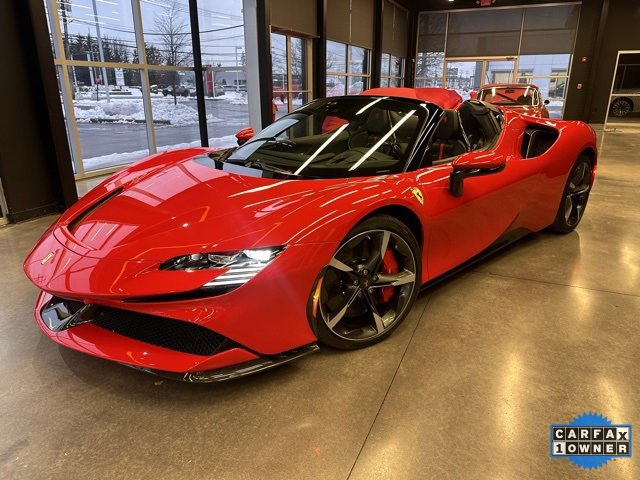 Used 2023 Ferrari SF90 Spider image 7