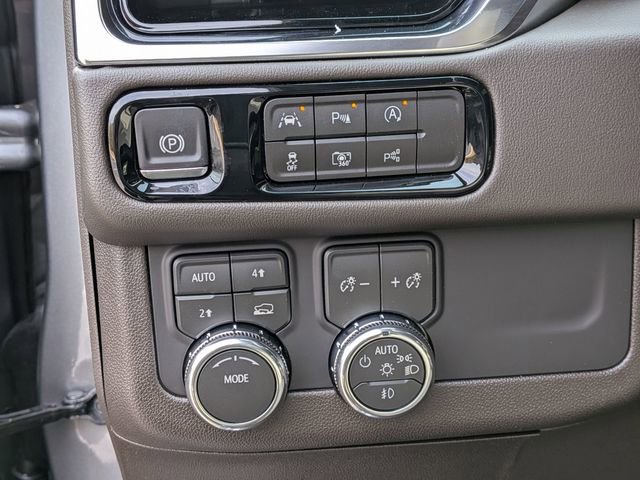 New 2026 GMC Yukon Elevation image 15