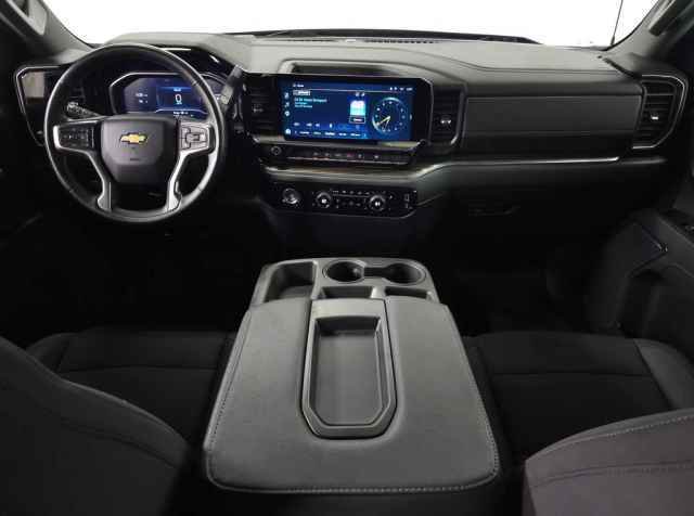Used 2023 Chevrolet Silverado 1500 LT image 13