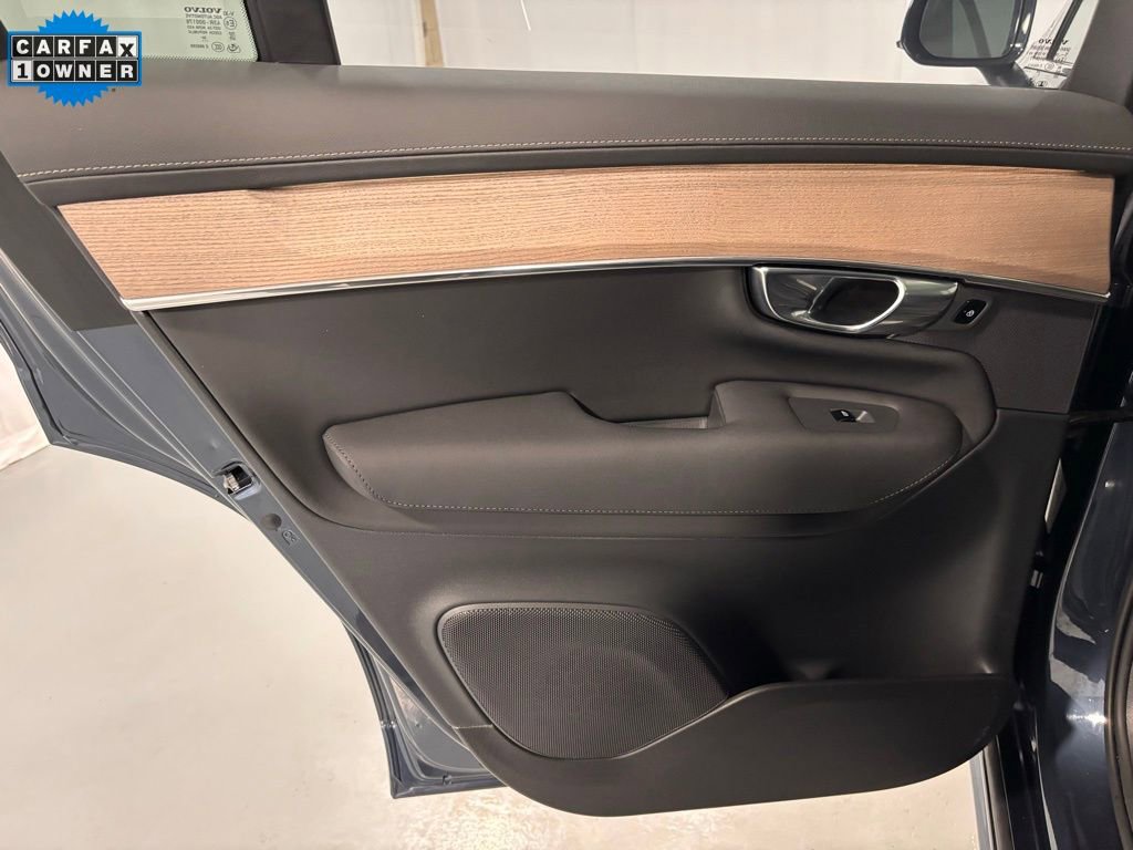 Certified 2025 Volvo XC90 B5 Plus image 22