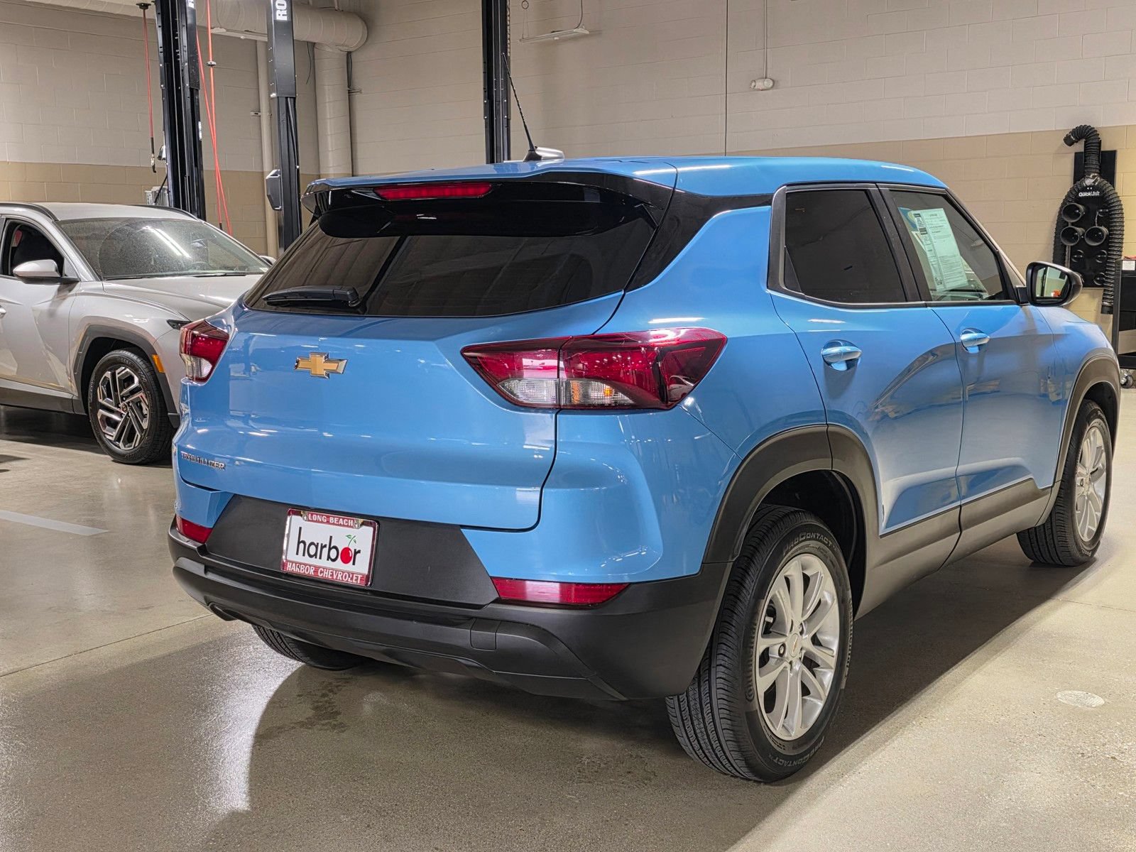 Used 2025 Chevrolet TrailBlazer LS FWD image 11