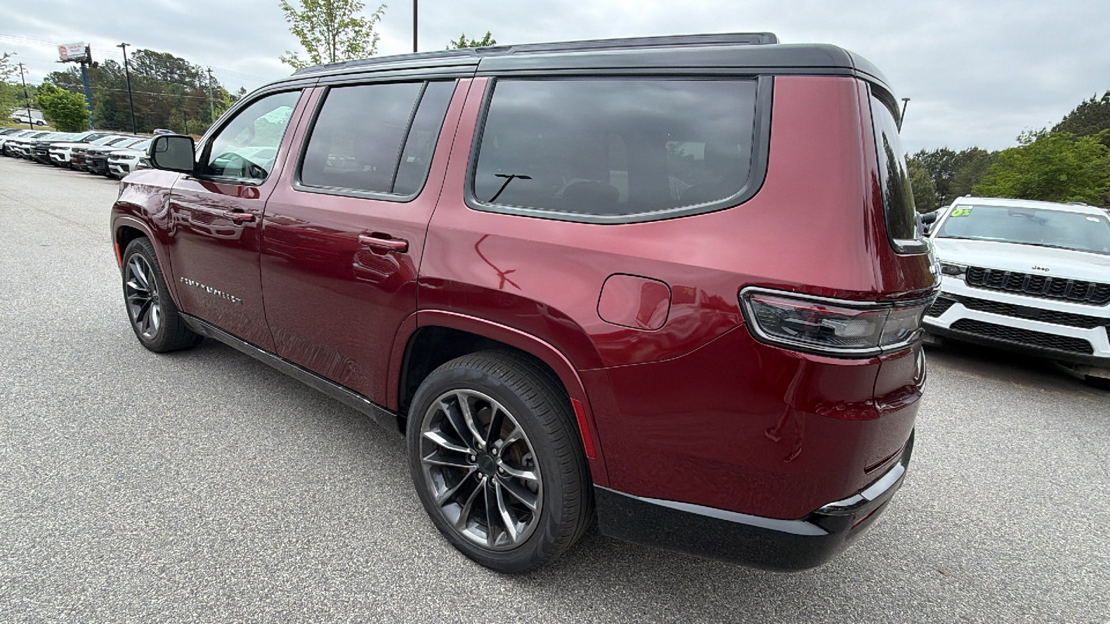 Used 2025 Jeep Grand Wagoneer Series II Obsidian w/ Quick Order Packagew 28T AWD/4WD image 10
