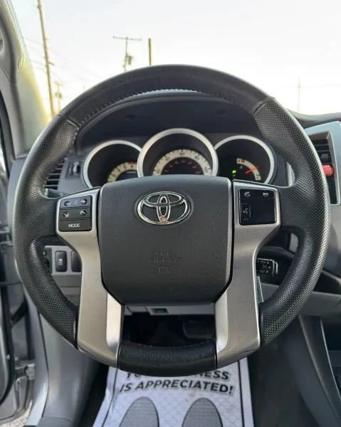 Used 2012 Toyota Tacoma PreRunner w/ TRD Off-Road Pkg RWD image 27