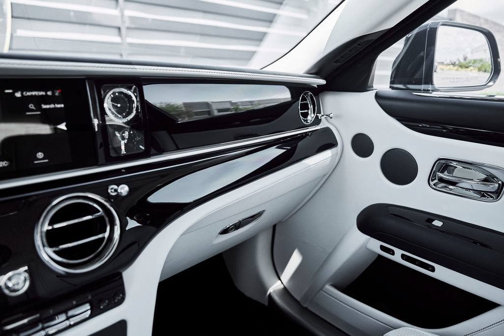 Used 2026 Rolls-Royce Ghost RWD image 82