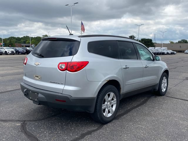 Used 2012 Chevrolet Traverse LT FWD video 2