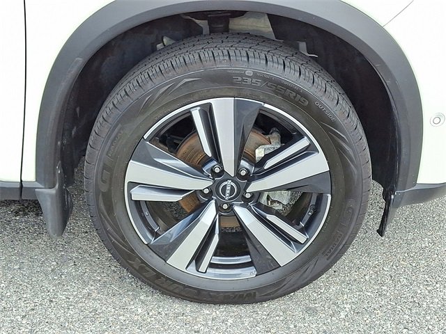 Used 2022 Nissan Rogue Platinum w/ Head-Up Display Package image 8