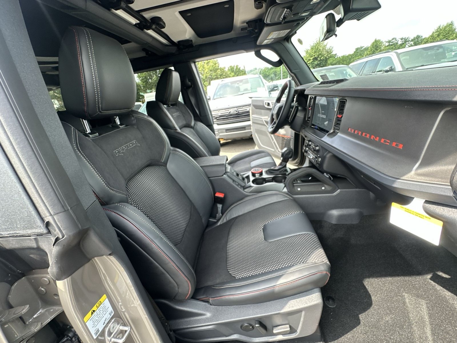 New 2026 Ford Bronco Raptor AWD/4WD image 34