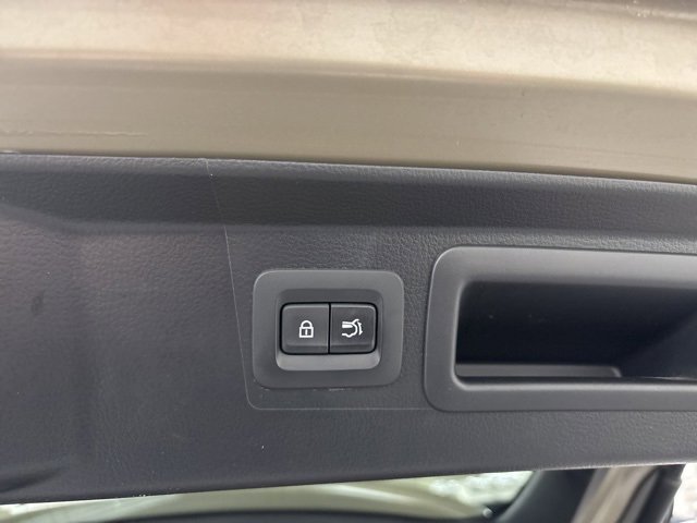 Used 2024 MAZDA CX-50 Meridian Edition w/ Apex Package image 14