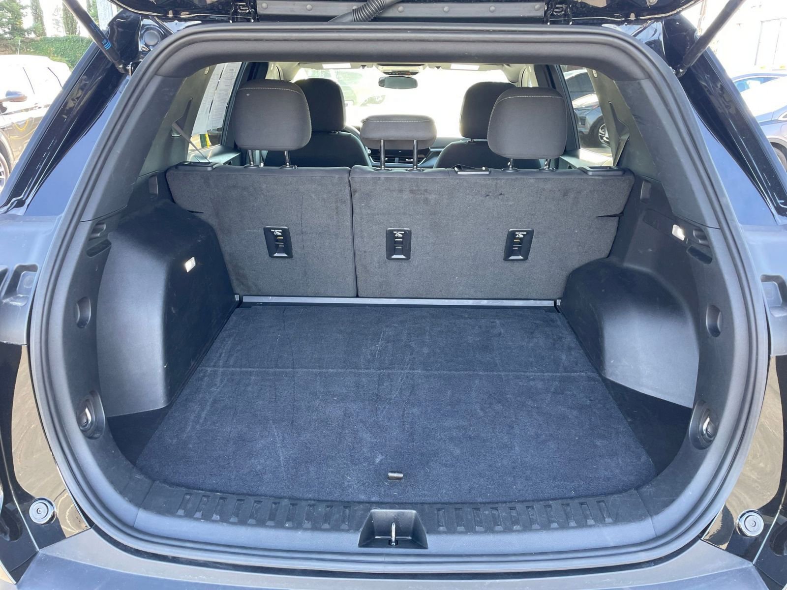 Used 2025 Chevrolet Equinox LT image 30