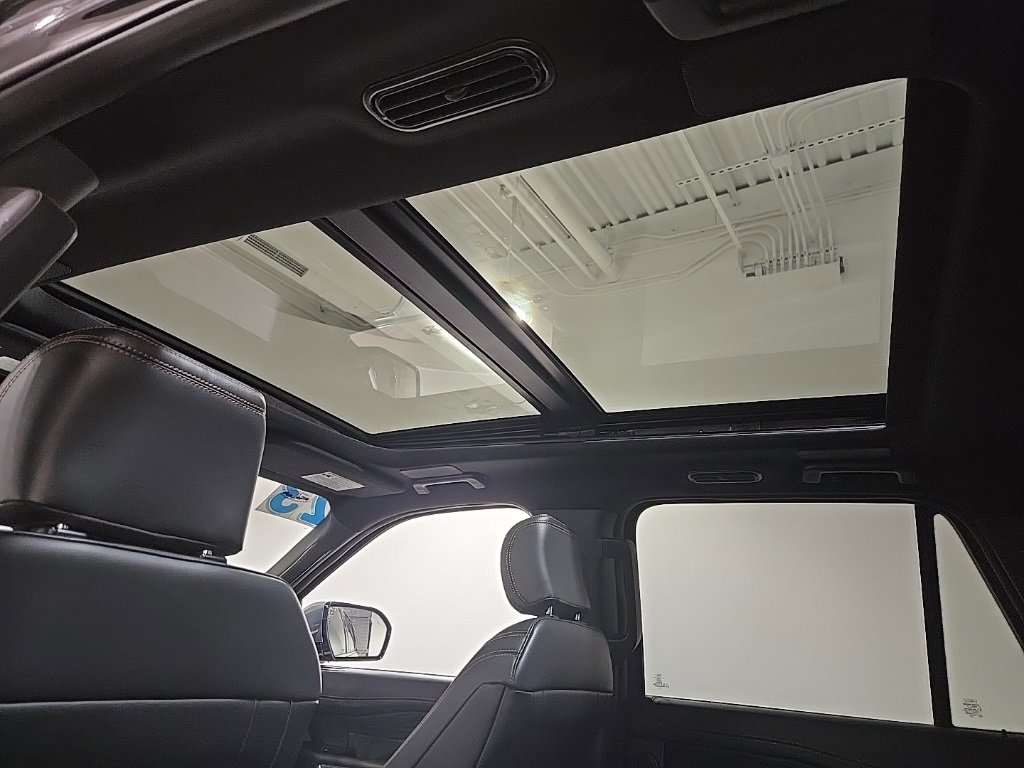 Used 2023 Ford Expedition Platinum image 22