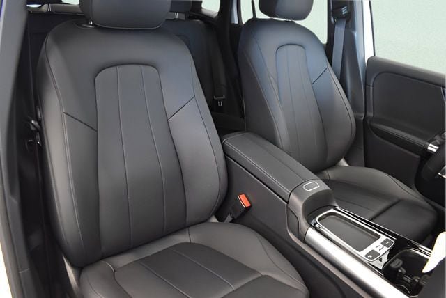 New 2026 Mercedes-Benz GLA 250 4MATIC image 9