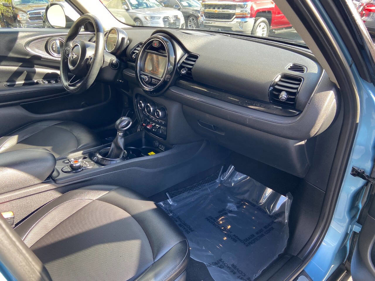 Used 2017 MINI Cooper Clubman ALL4 image 12