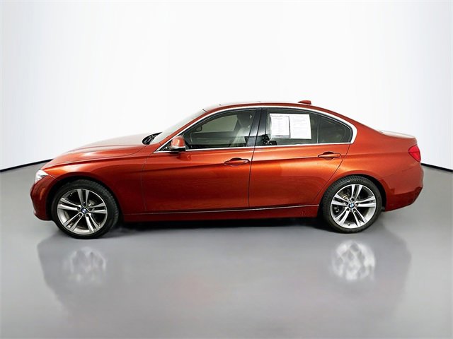 Used 2018 BMW 330i Sedan w/ Convenience Package image 4