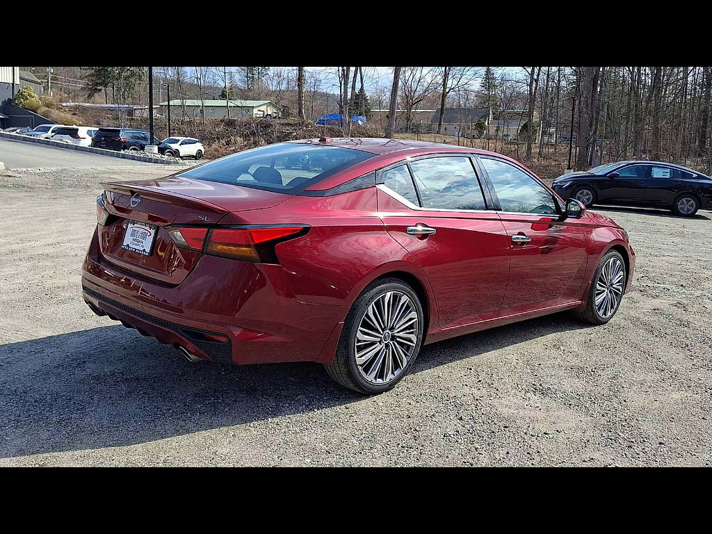 Used 2025 Nissan Altima 2.5 SL image 8