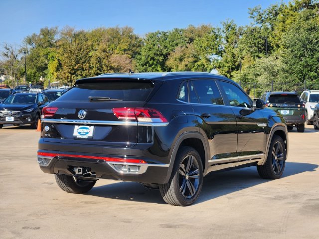 Used 2020 Volkswagen Atlas Cross Sport SE w/ Panoramic Sunroof Package FWD image 7