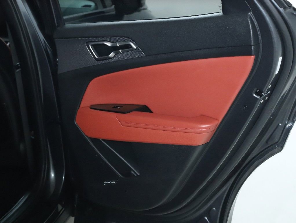 Used 2023 Kia Sportage SX image 35