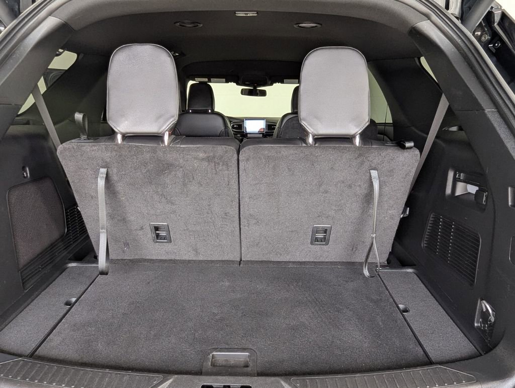 Used 2023 Ford Explorer ST-Line w/ Class IV Trailer Tow Package image 29