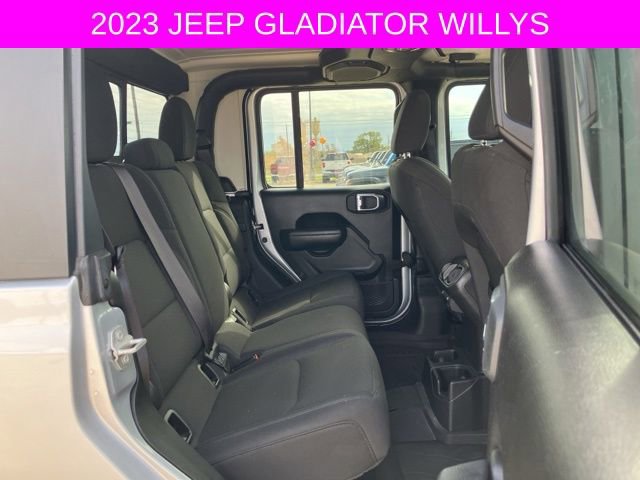 Used 2023 Jeep Gladiator Willys image 15