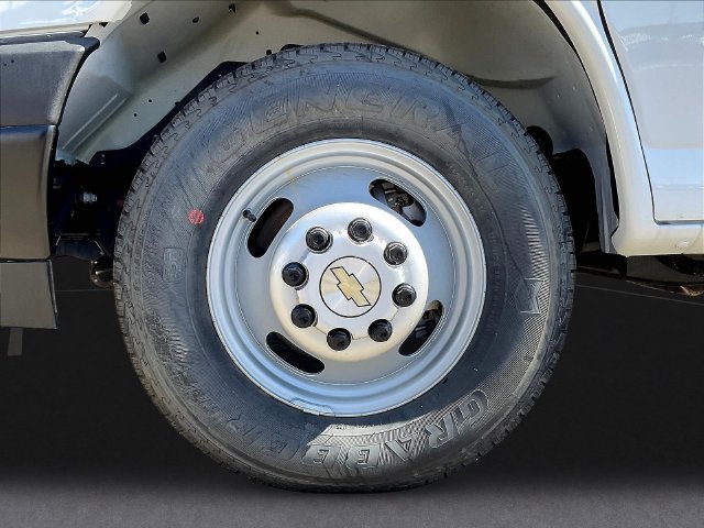 New 2026 Chevrolet Express 3500 w/ Power Convenience Package RWD image 16