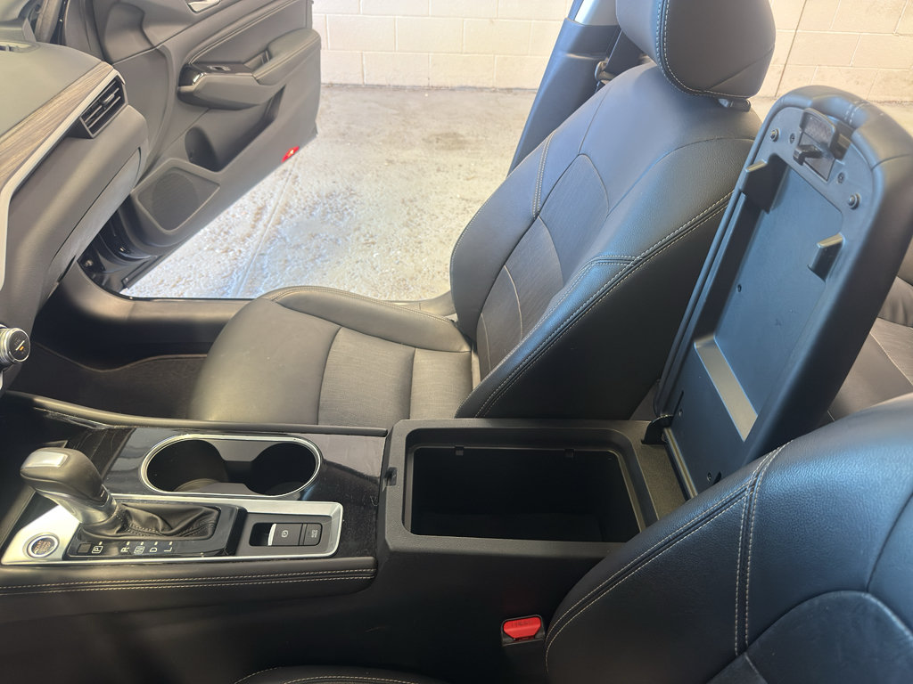 Used 2021 Nissan Altima 2.5 Platinum AWD/4WD image 21