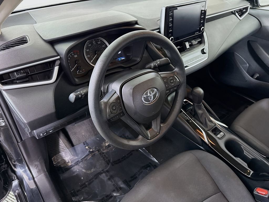 Certified 2021 Toyota Corolla LE FWD image 17