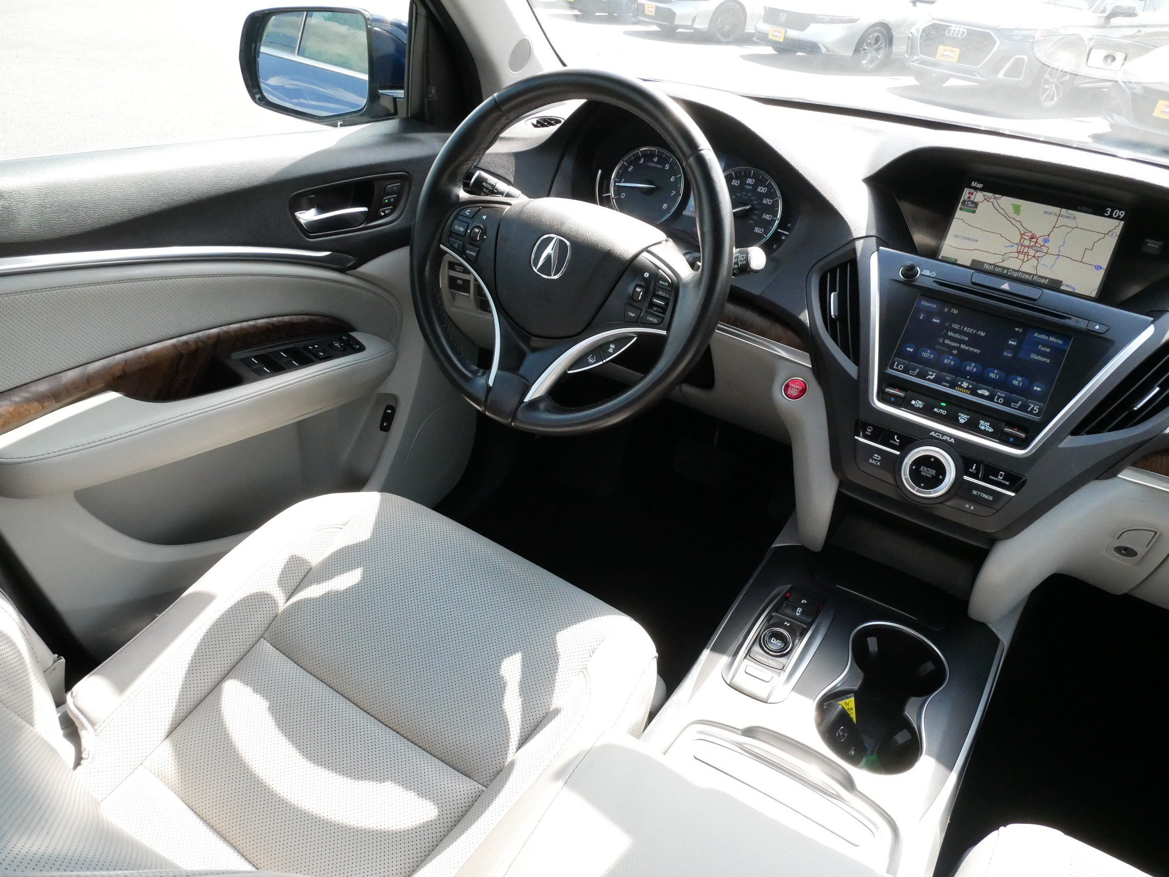 Used 2019 Acura MDX SH-AWD w/ Technology Package image 4