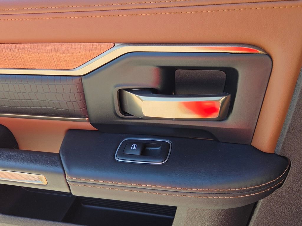 Used 2024 RAM 2500 Limited w/ Safety Group image 10