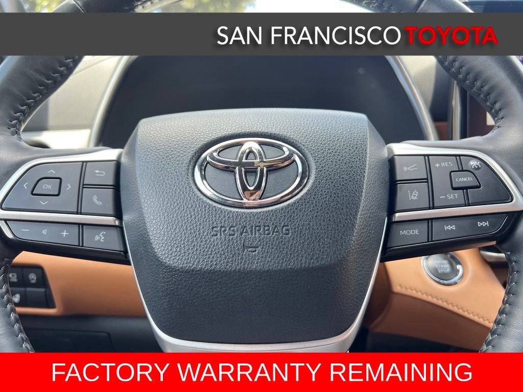Used 2023 Toyota Highlander Platinum FWD image 32