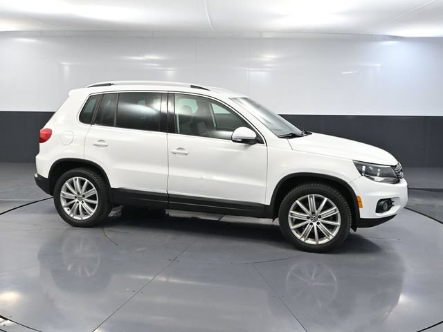 Used 2013 Volkswagen Tiguan SE AWD/4WD image 3
