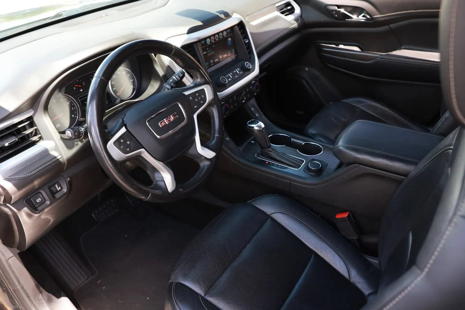 Used 2019 GMC Acadia SLT FWD image 40