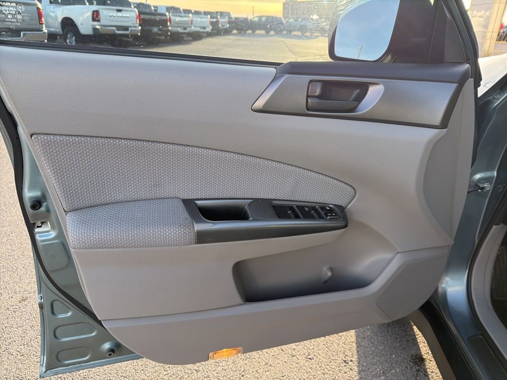 Used 2011 Subaru Forester 2.5X w/ Alloy Wheel Value Pkg image 10