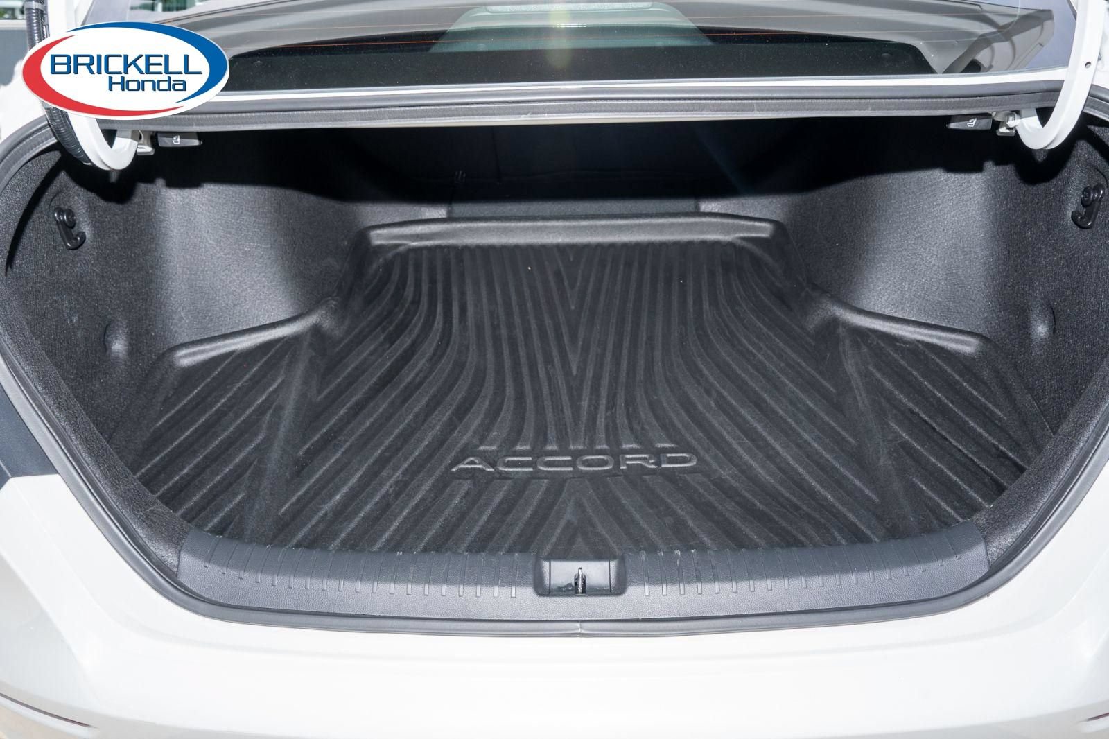 Certified 2025 Honda Accord SE image 10