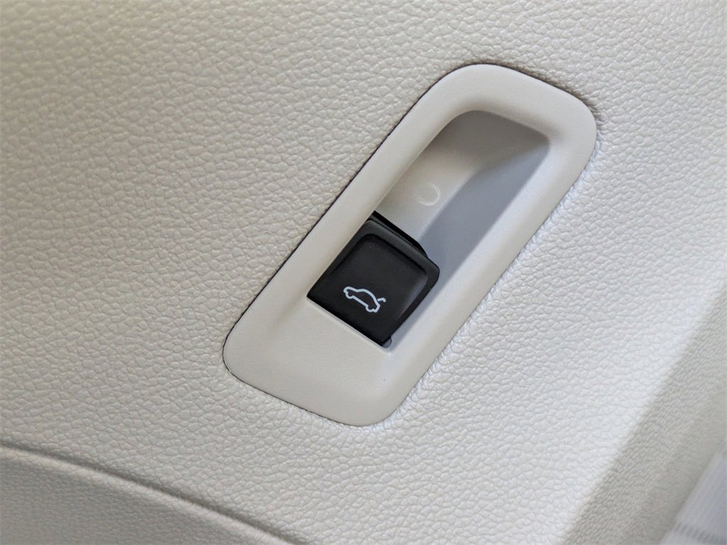 New 2026 Volkswagen Atlas SEL Premium R-Line image 29