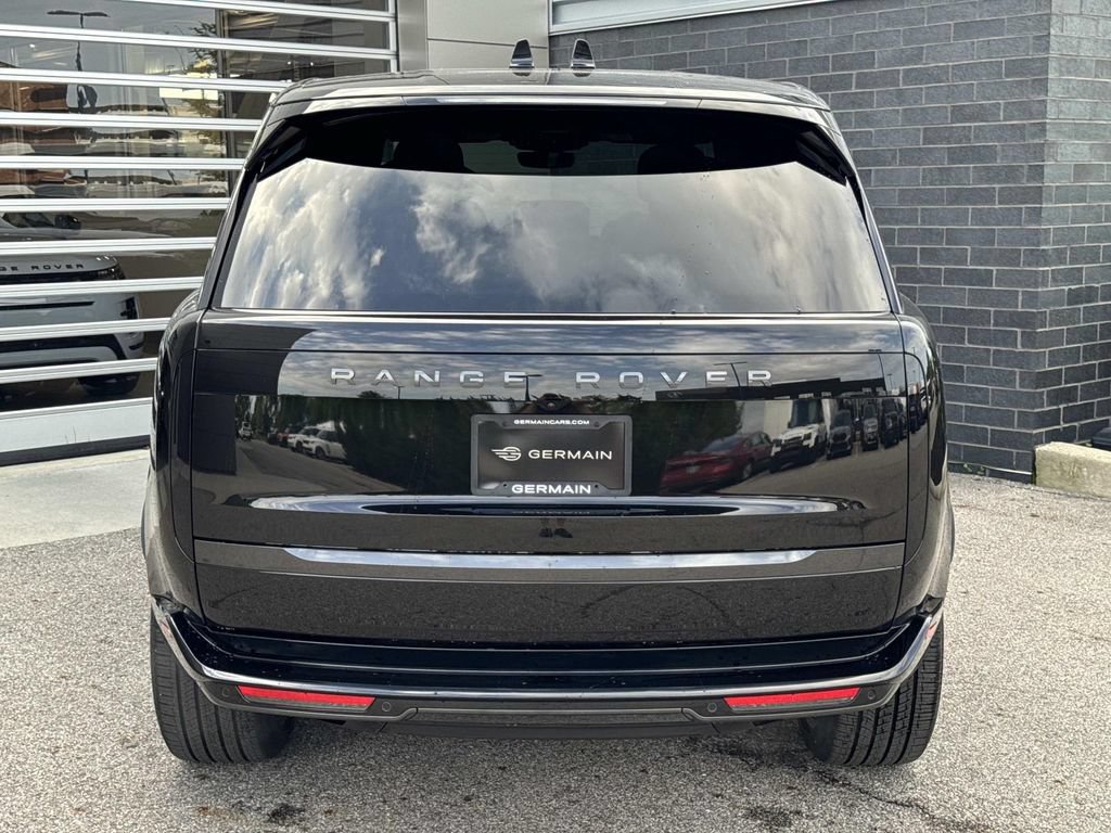 New 2026 Land Rover Range Rover Long Wheelbase SE AWD/4WD image 5