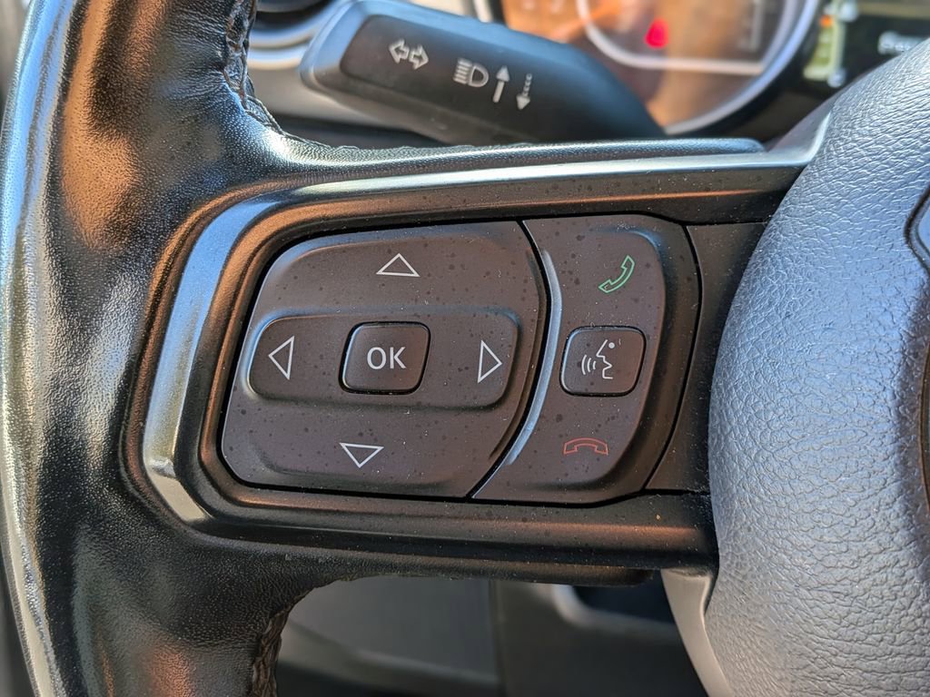 Used 2023 Jeep Gladiator Willys image 20