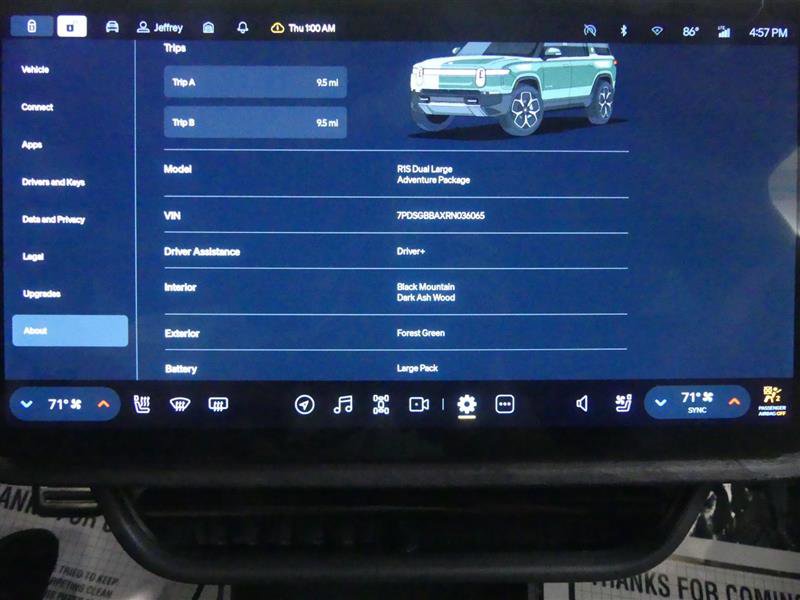 Used 2024 Rivian R1T Adventure image 12